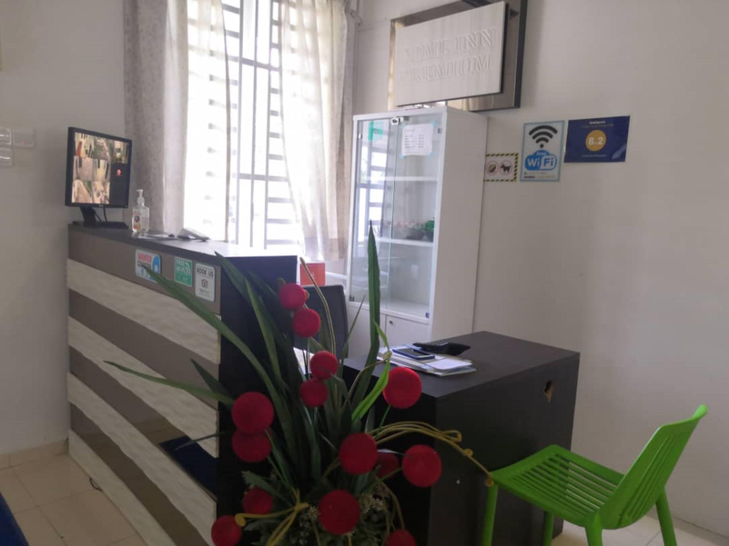 Oyo 90132 Come Inn Premium Kuala Terengganu Kültér fotó