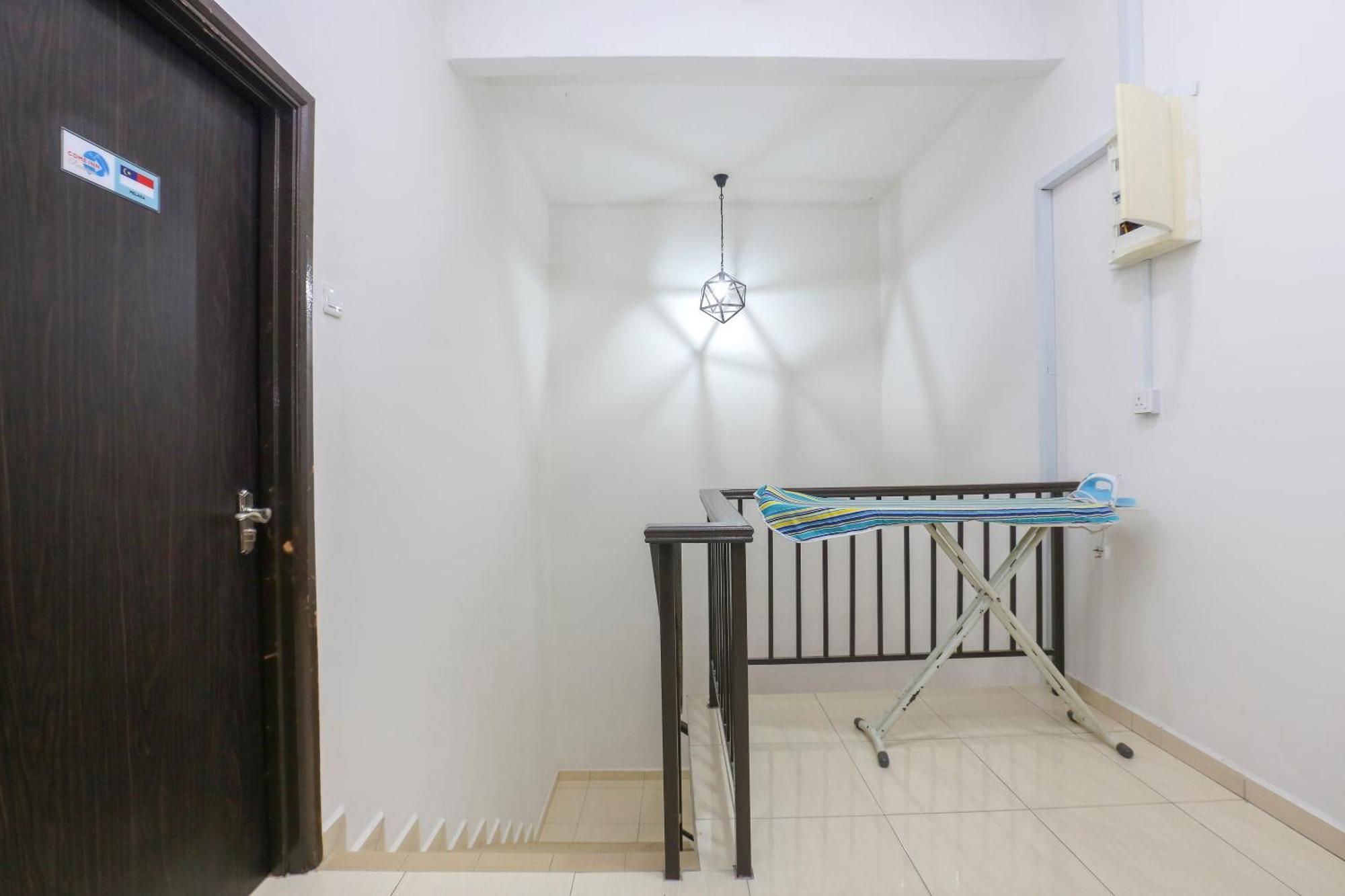 Oyo 90132 Come Inn Premium Kuala Terengganu Kültér fotó